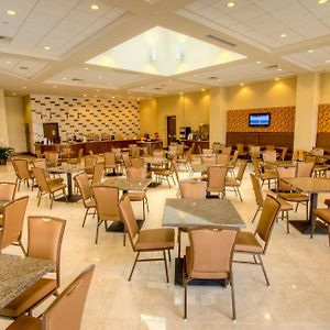 Deluxe King Room Lake View High Floor Newly Renovated NO RESORT FEE